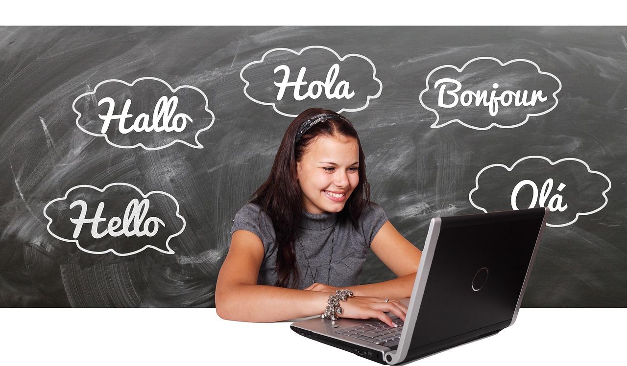 Jak wybrać szkołę językową dla zagranicznych pracowników?