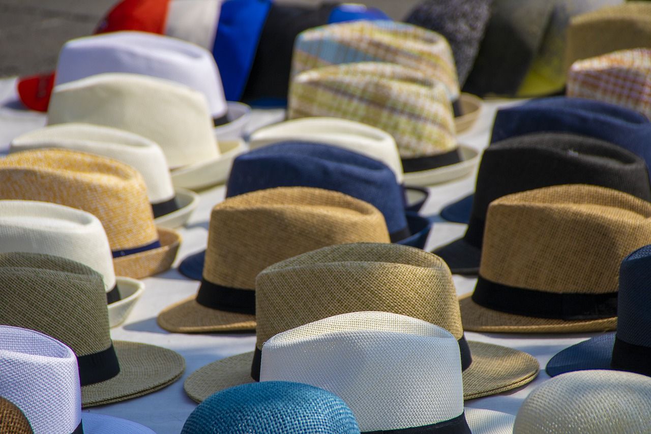 Trzy czapki, które są uważane za klasyki męskiej garderoby
