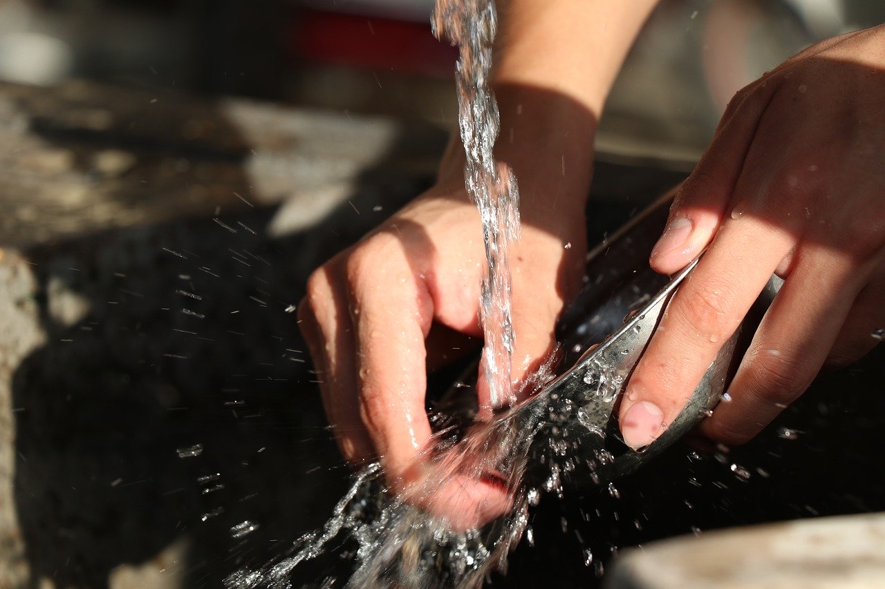 Płyn do mycia naczyń – co warto wiedzieć?